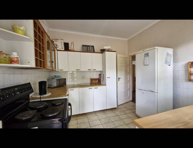 3 BEDROOM FREEHOLD TO LET IN PLUMSTEAD